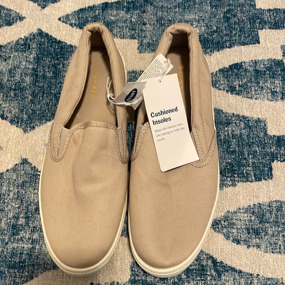Slip ons